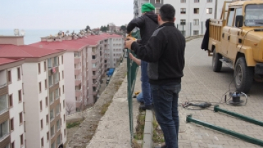 Sahada Çalışmalarımız Devam Ediyor.