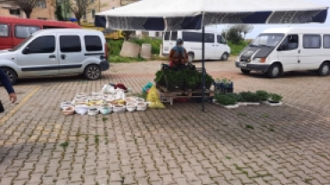 Cumartesi Gününe Alınan Semt Pazarında Maske Mesafe Denetimleri Sürüyor.